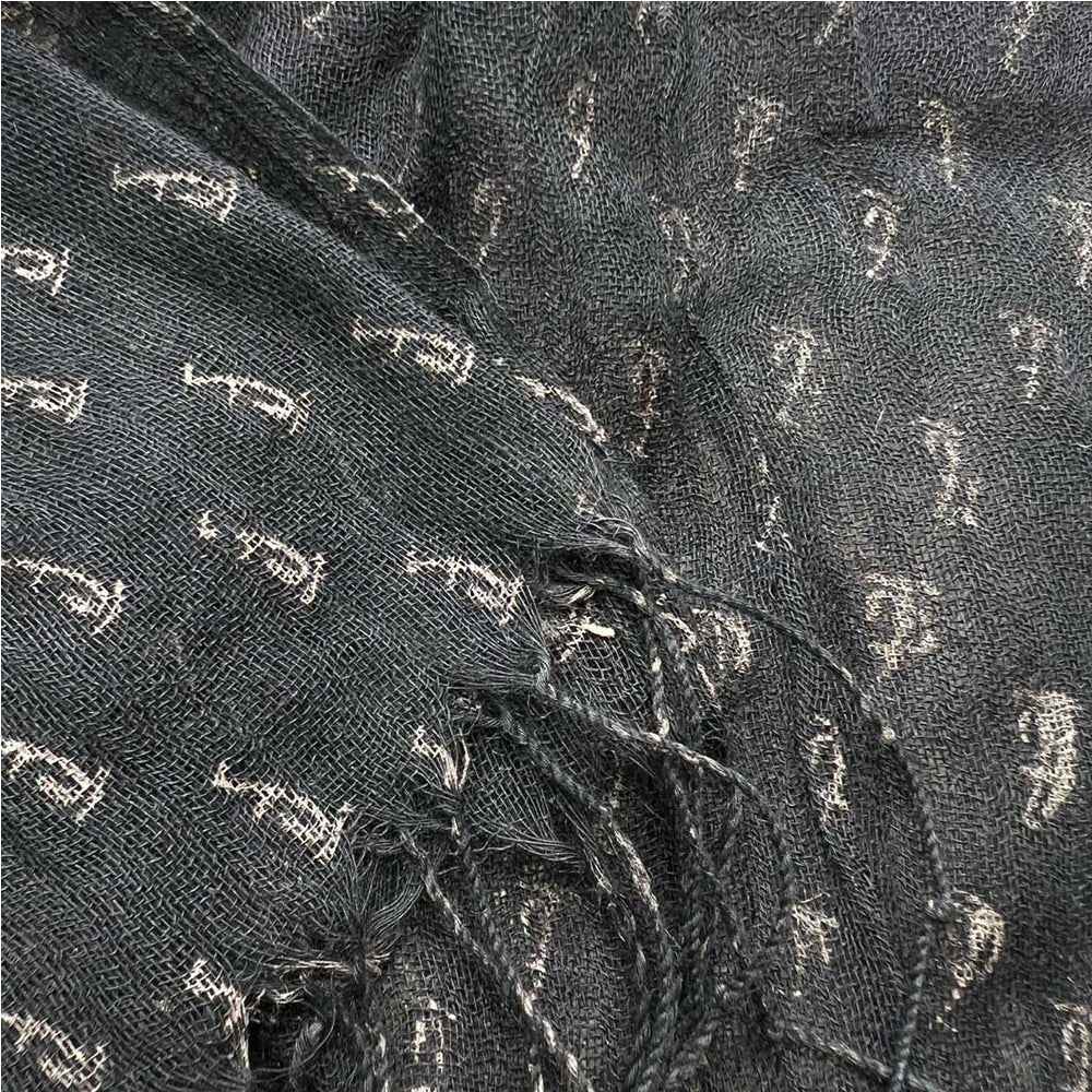 2pcs Elegant Abstract Evening Scarf,Black Printed Scarf,Versatile Everyday Scarf ,Pairs With All Casual Outfits,Office Appropriate Subtlety For Women Men - Dapper All Day